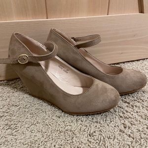 Mary Jane Wedges